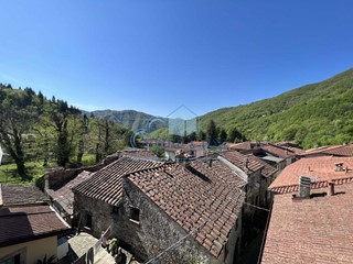 Casa Indipendente in Vendita a Licciana Nardi, zona Tavernelle, 70'000€, 110 m²