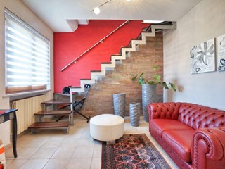 Appartamento in Vendita a Massa, zona Marina di Massa, 269'000&euro;, 100 m², arredato