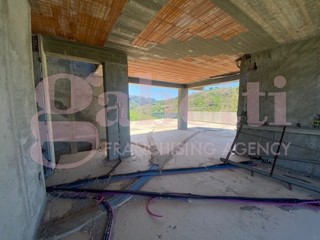 Villa in Vendita a Barcellona Pozzo di Gotto, 215'000€, 180 m²