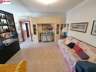 Appartamento in Vendita a Poggibonsi, 168'000€, 93 m²