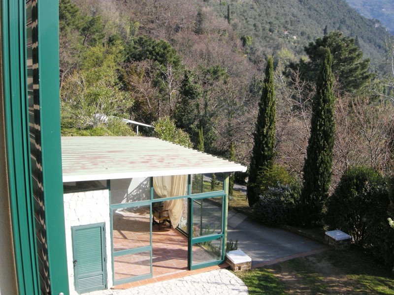 Casa Indipendente in Affitto a Pietrasanta, zona Valdicastello Carducci, 1'500€, 160 m²