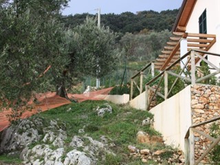 Casa Indipendente in Vendita a Pietrasanta, zona Capezzano Monte, 150 m²