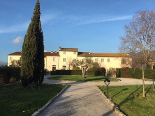 Casa Indipendente in Vendita a San Giuliano Terme, zona San Martino a Ulmiano, 425'000€, 220 m², arredato, con Box
