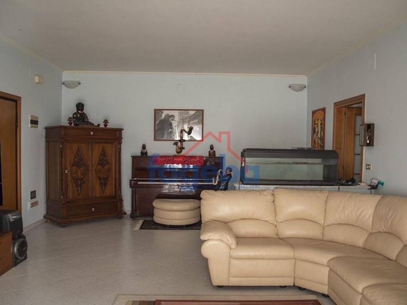 Trilocale in Vendita a Trani, zona POZZO PIANO, 177'000€, 100 m²