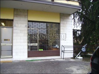 Capannone in Affitto a Brescia, zona Urago Mella, 450€, 50 m²