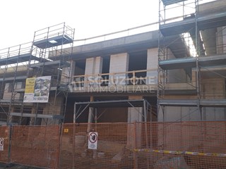 Villa in Vendita a Albino, 550'000€, 132 m²