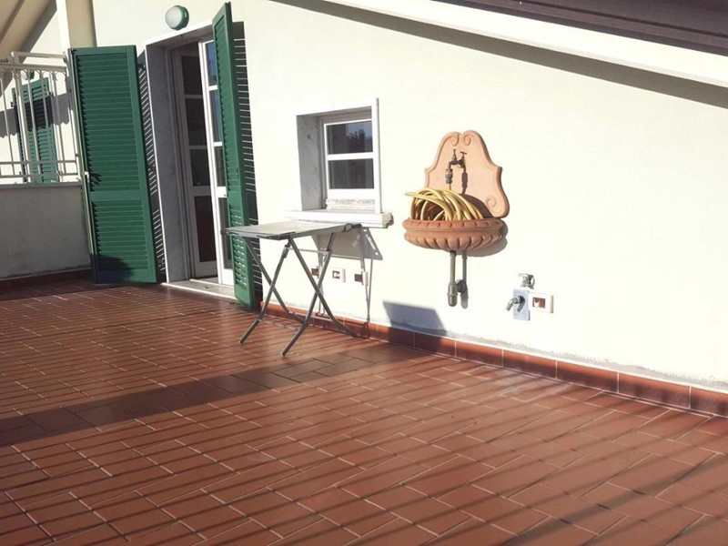 Attico in Vendita a Massa, zona Marina di Massa, 149'000€, 55 m², arredato