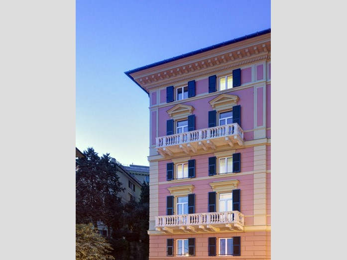 Trilocale in Vendita a Genova, zona Castelletto, 185'000€, 97 m²