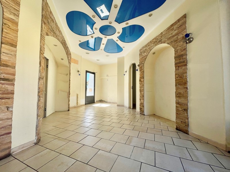 Capannone in Vendita a Montignoso, 50'000€, 35 m²