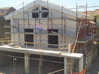 Villetta a schiera in Vendita a Acireale, zona Balatelle , 265'000€, 105 m²