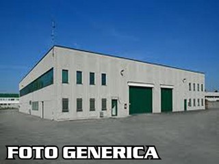 Capannone in Vendita a San Miniato, zona Ponte a Egola, 245'000€, 350 m²