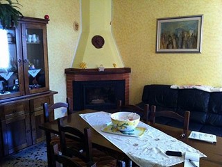 Quadrilocale in Vendita a Santa Croce sull'Arno, 95'000€, 115 m²