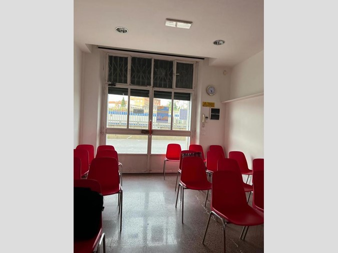 Negozio in Vendita a Arezzo, 33'000€, 25 m²