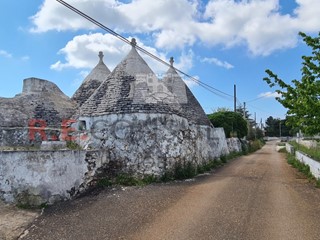 Quadrilocale in Vendita a Martina Franca, 95'000€, 90 m²