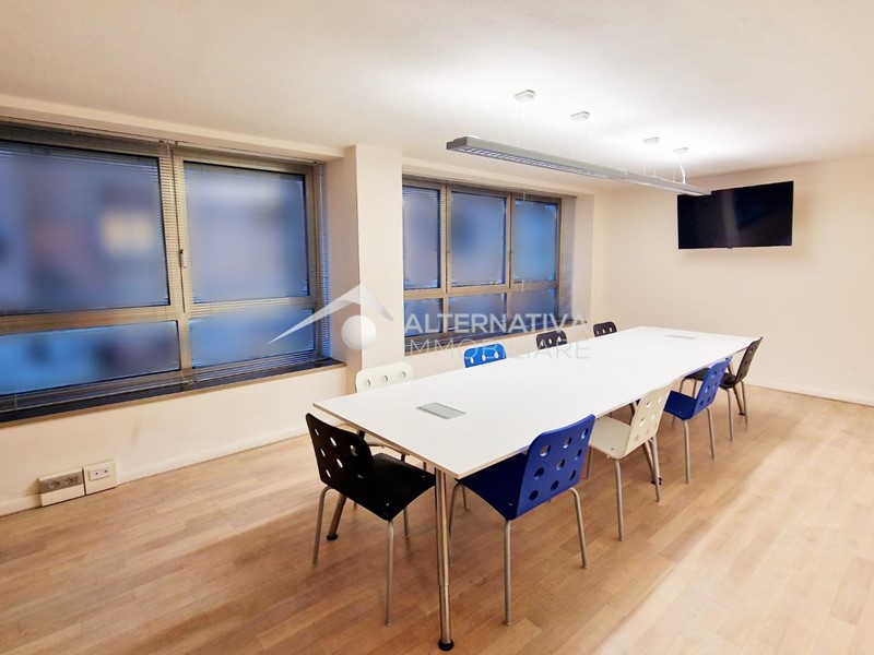 Ufficio in Vendita a Pisa, 160'000€, 80 m²