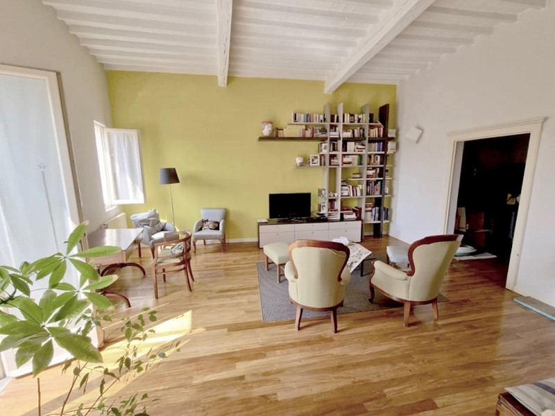 Appartamento in Vendita a Pisa, 495'000€, 183 m²