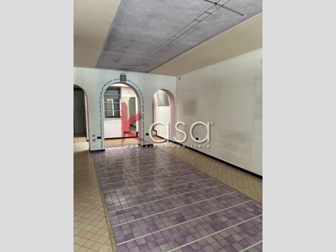 Immobile commerciale in Vendita a Lonigo, 182 m²