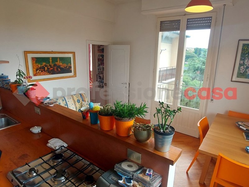 Appartamento in Vendita a Siena, 320'000€, 115 m²