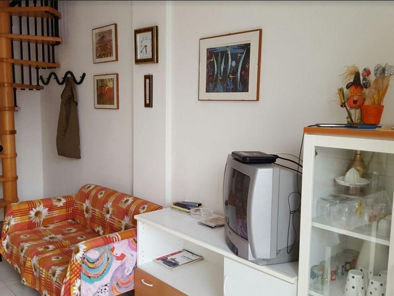 Bilocale in Vendita a Ameglia, 125'000&euro;, 42 m², arredato, con Box