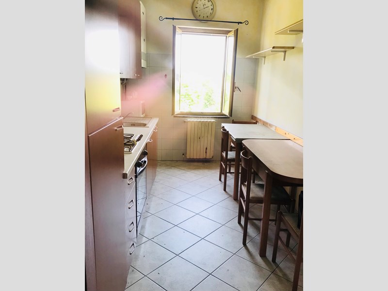 Trilocale in Vendita a Bregnano, 58'000€, 70 m², arredato