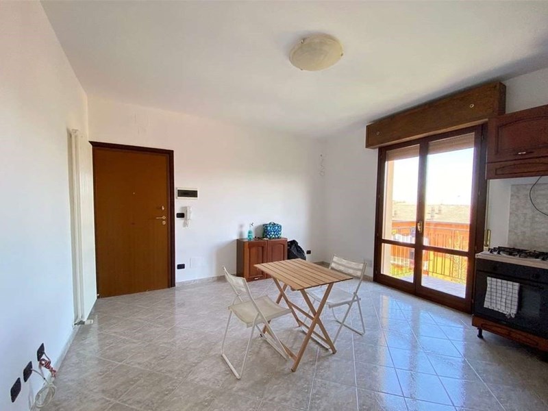 Trilocale in Vendita a Pavullo nel Frignano, zona Verica, 70'000€, 71 m², arredato