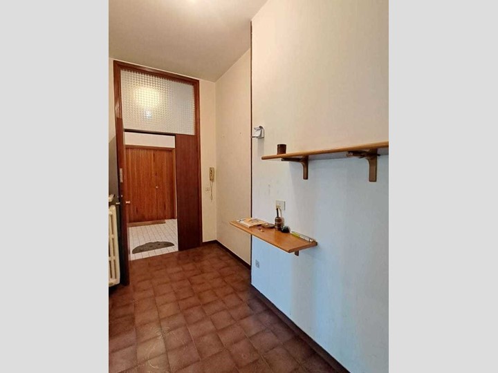 Appartamento in Vendita a Pesaro, 195'000&euro;, 145 m²
