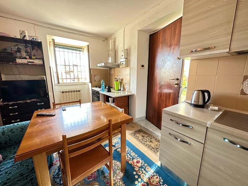 Bilocale in Vendita a Castelnuovo Magra, 59'000€, 40 m²