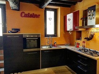 Quadrilocale in Vendita a Arcola, 94'000€, 75 m², arredato