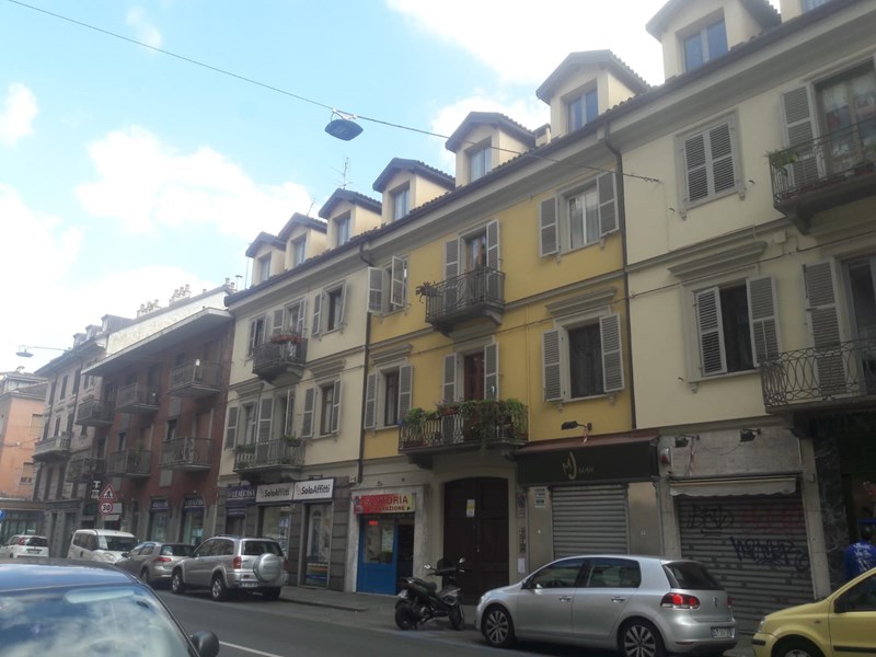 Mansarda in Vendita a Torino, zona San Donato, 55'000€, 40 m², arredato