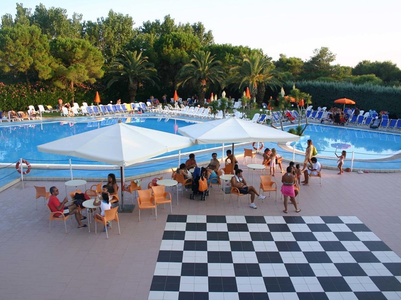 Bilocale in Affitto a Ugento, zona Fontanelle, 55 m², arredato