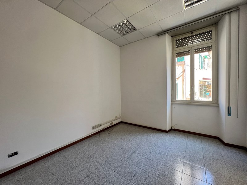 Trilocale in Vendita a Frascati, zona frascati, 250'000&euro;, 90 m²