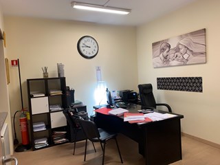 Ufficio in Vendita a Roma, zona morena centroni, 179'000€, 65 m²