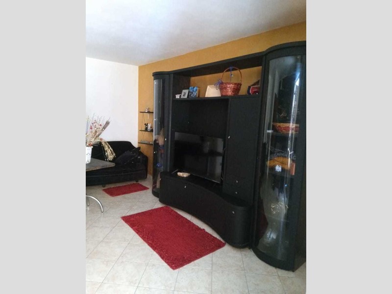 Trilocale in Vendita a Floridia, 70'000€, 