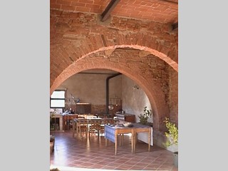 Casale in Vendita a San Miniato, 360'000€, 340 m²