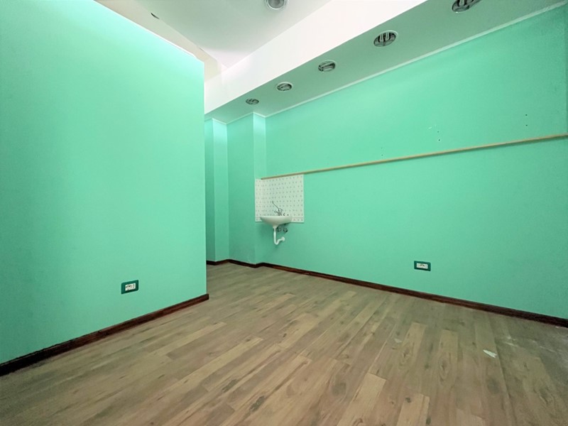 Immobile commerciale in Affitto a Catanzaro, zona Catanzaro Centro, 800&euro;, 80 m²