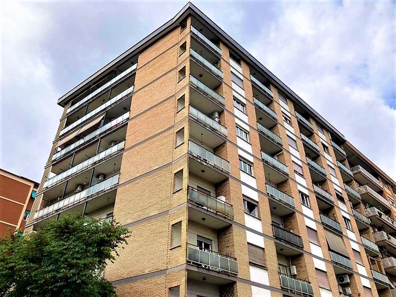 Bilocale in Vendita a Roma, zona montesacro, 258'000€, 80 m²