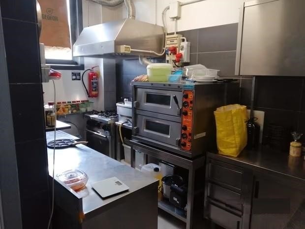 Attività commerciale in Vendita a Cascina, zona Navacchio, 30'000€, 100 m²