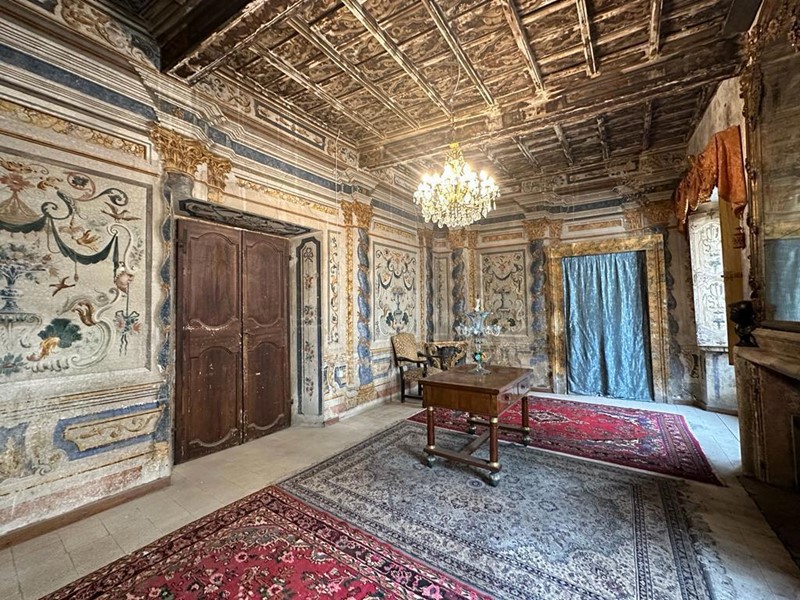 Villa in Vendita a Orte, 1'500'000€, 2000 m², arredato