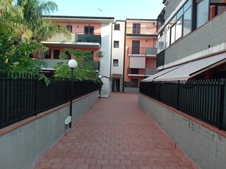 Appartamento in Vendita a Giardini Naxos, zona Chianchitta , 190'000€, 115 m², arredato, con Box