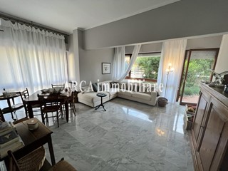Appartamento in Vendita a Seravezza, 500'000&euro;, 90 m², arredato