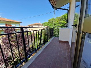 Trilocale in Affitto a Rosignano Marittimo, zona Vada, 1'600€, 55 m², arredato