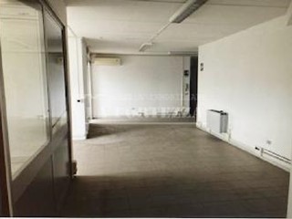 Ufficio in Vendita a San Giuliano Terme, zona Ghezzano, 85'000€, 100 m²