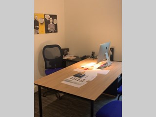 Ufficio in Affitto a Vico Equense, zona centro, 450€, 25 m², arredato