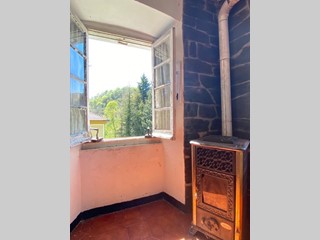 Appartamento in Vendita a Urbe, 35'000€, 97 m²