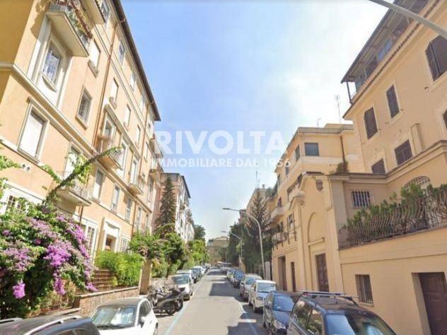 Appartamento in Vendita a Roma, zona Parioli, 1'250'000€, 260 m²