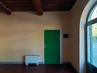Immobile commerciale in Affitto a Capannori, zona Lunata, 1'200€, 145 m²