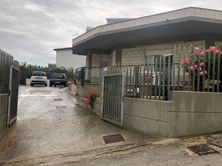 Villa in Vendita a Alcamo, zona ALCAMO MARINA , 265'000€, 103 m²