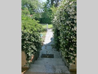 Trilocale in Affitto a Carrara, zona Marina di Carrara, 4'000€, 75 m², arredato