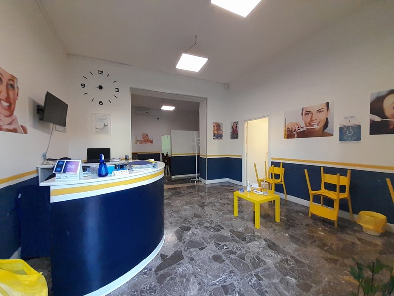 Ufficio in Vendita a Taranto, 89'000€, 134 m²