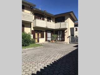 Casa Semi Indipendente in Vendita a Massalengo, 220'000€, 218 m²